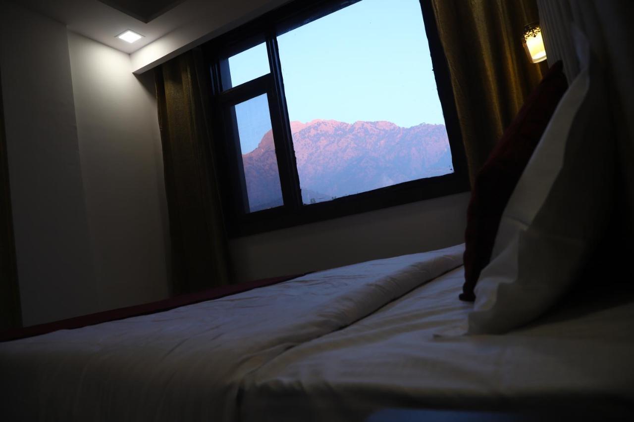 The Divine Oak Hotell Katra  Eksteriør bilde