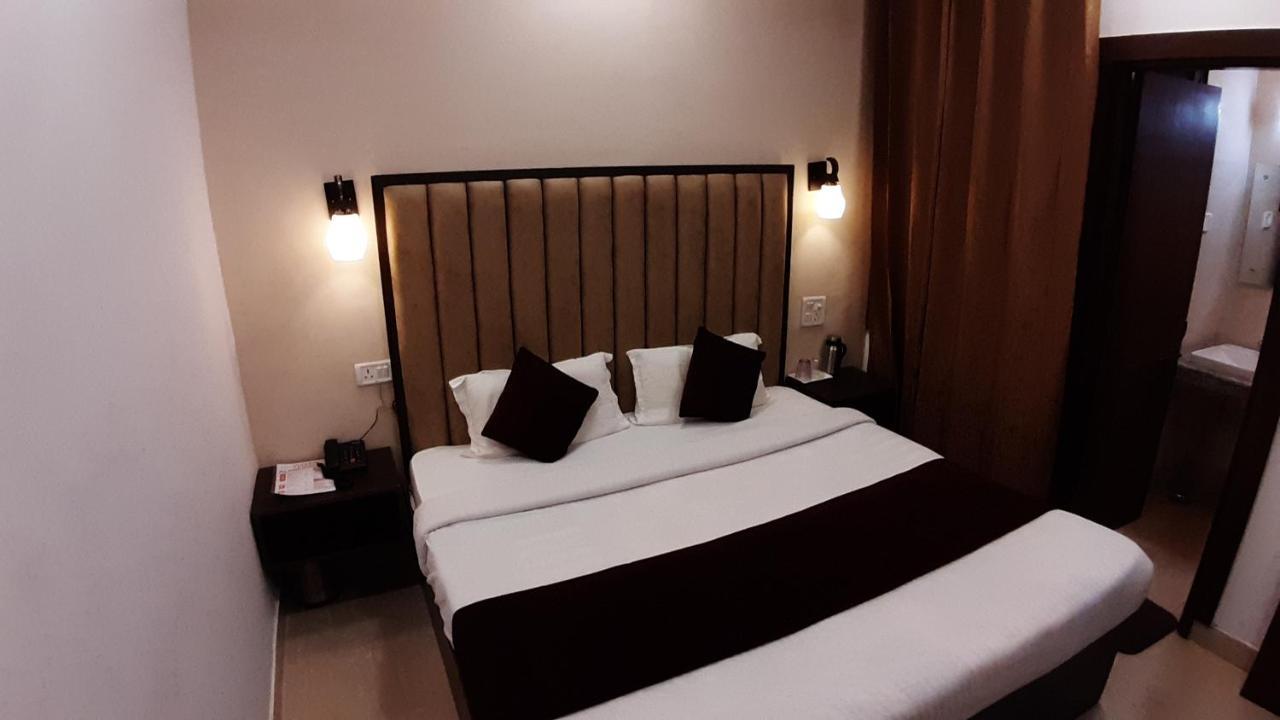 The Divine Oak Hotell Katra  Eksteriør bilde
